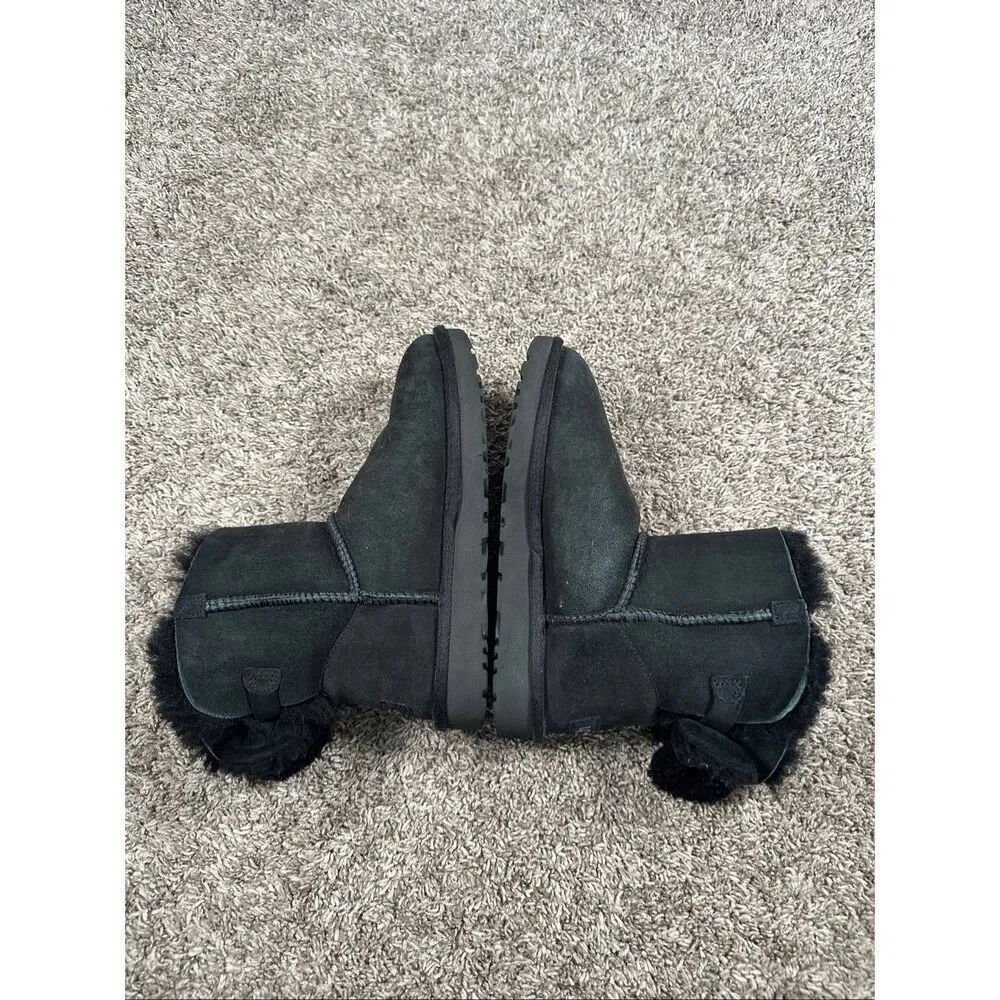 UGG Arielle Bailey Fur Bow Short Boots black winter sheepskin furry women’s 7